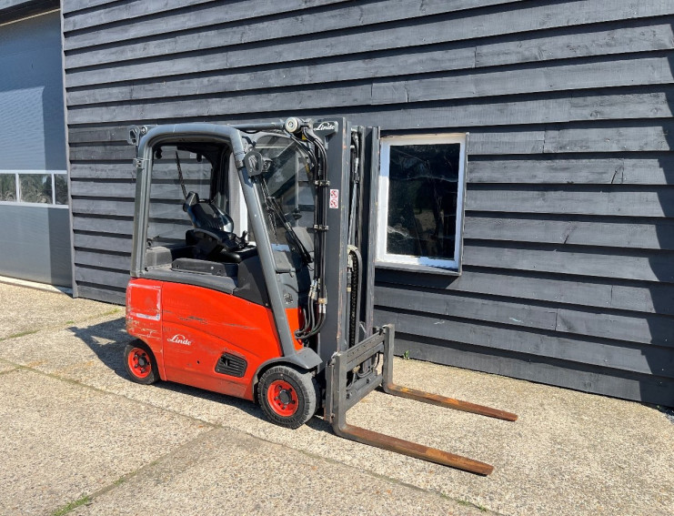 Linde E16PH-01 Heftruck Elektrisch TRIPLO FREELIFT Sideshift